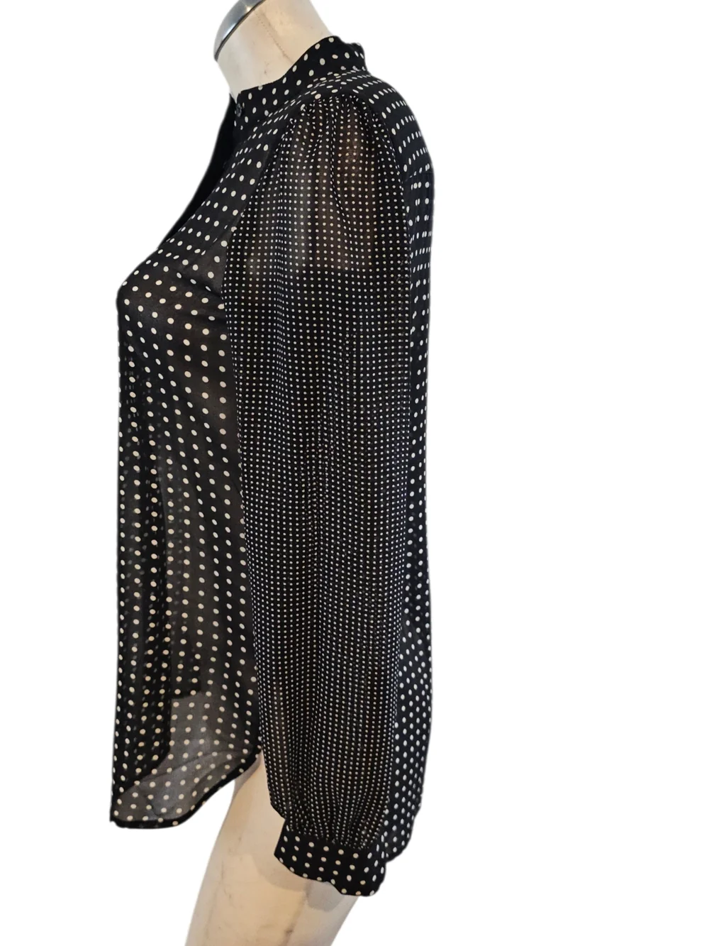 Anne Klein Size 0 Semi Sheer Blouse Black Off White Polka Dots - Picture 4 of 7